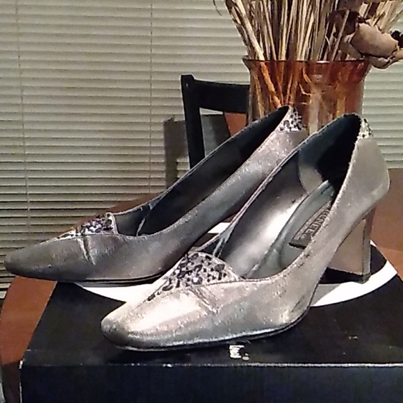 Vintage short heel shoes - Picture 2 of 4